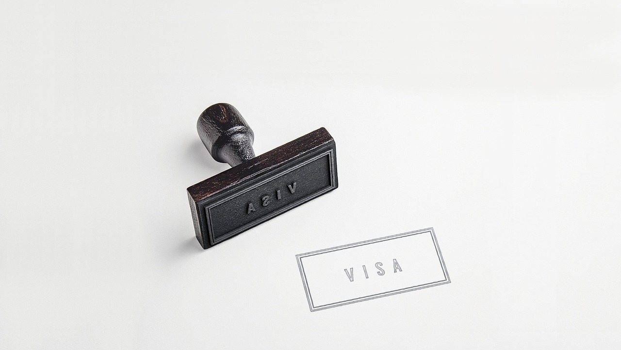 UAE resident visa when opening a company: sharing our experience of obtaining