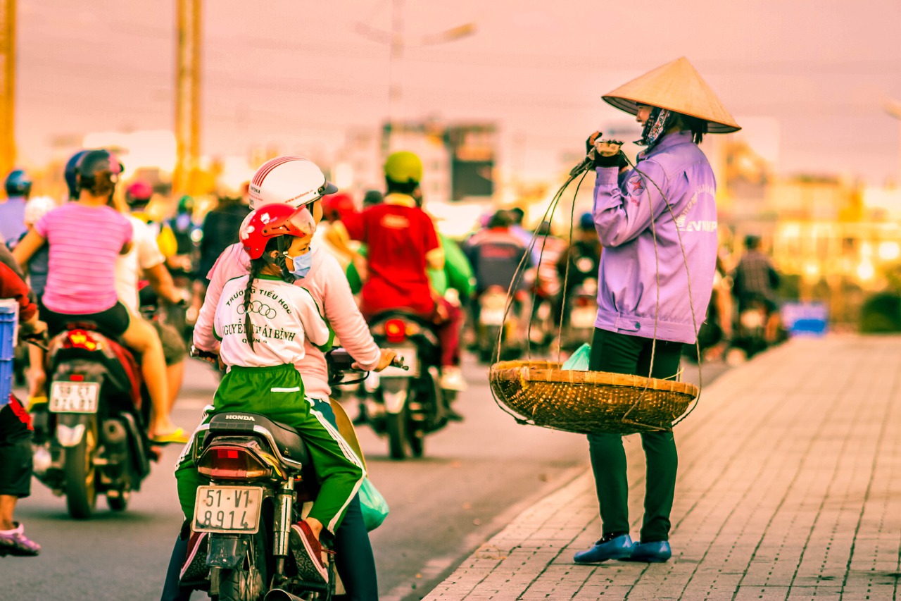 How to enter the Vietnamese market with FMCG products