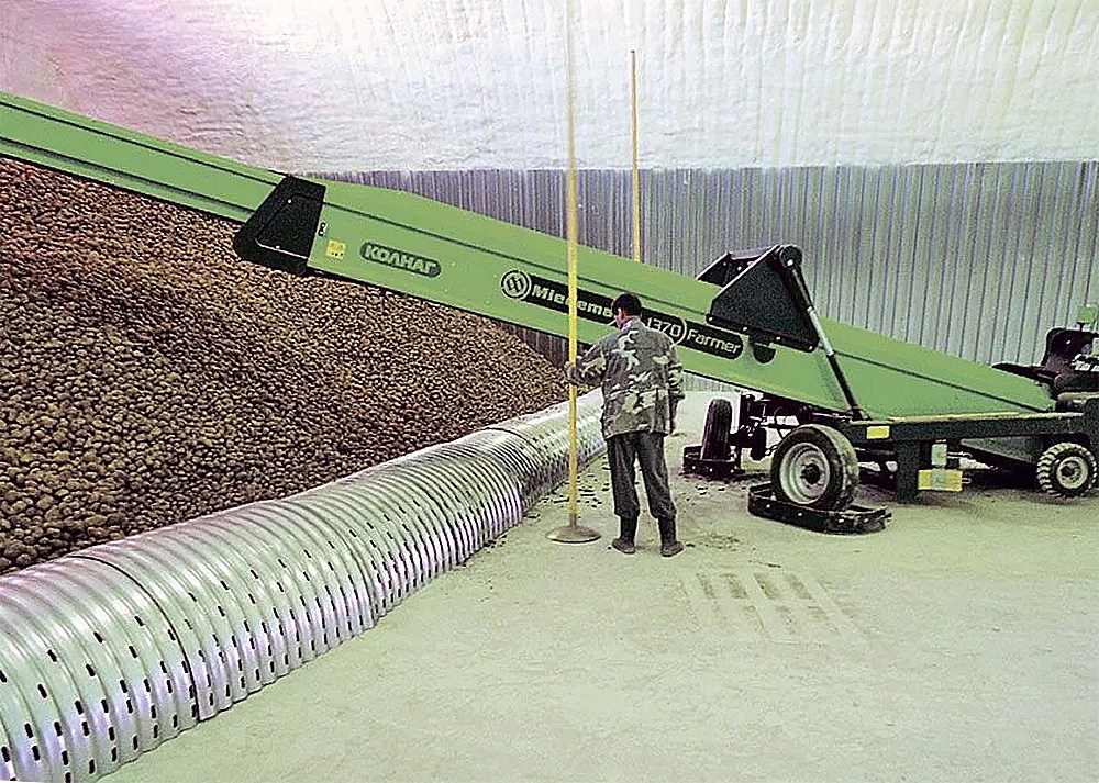 Tarım işletmesi, Tver bölgesinde, Rusya