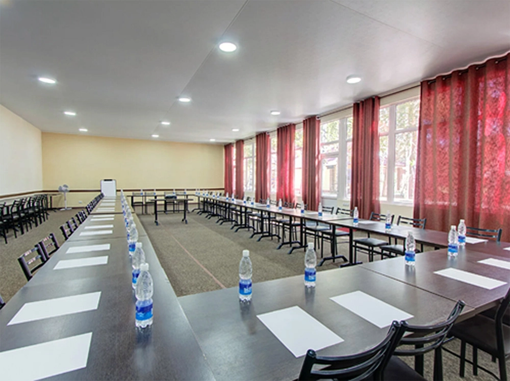 Курорт на берегу озера Иссык-Куль, Кыргызстан