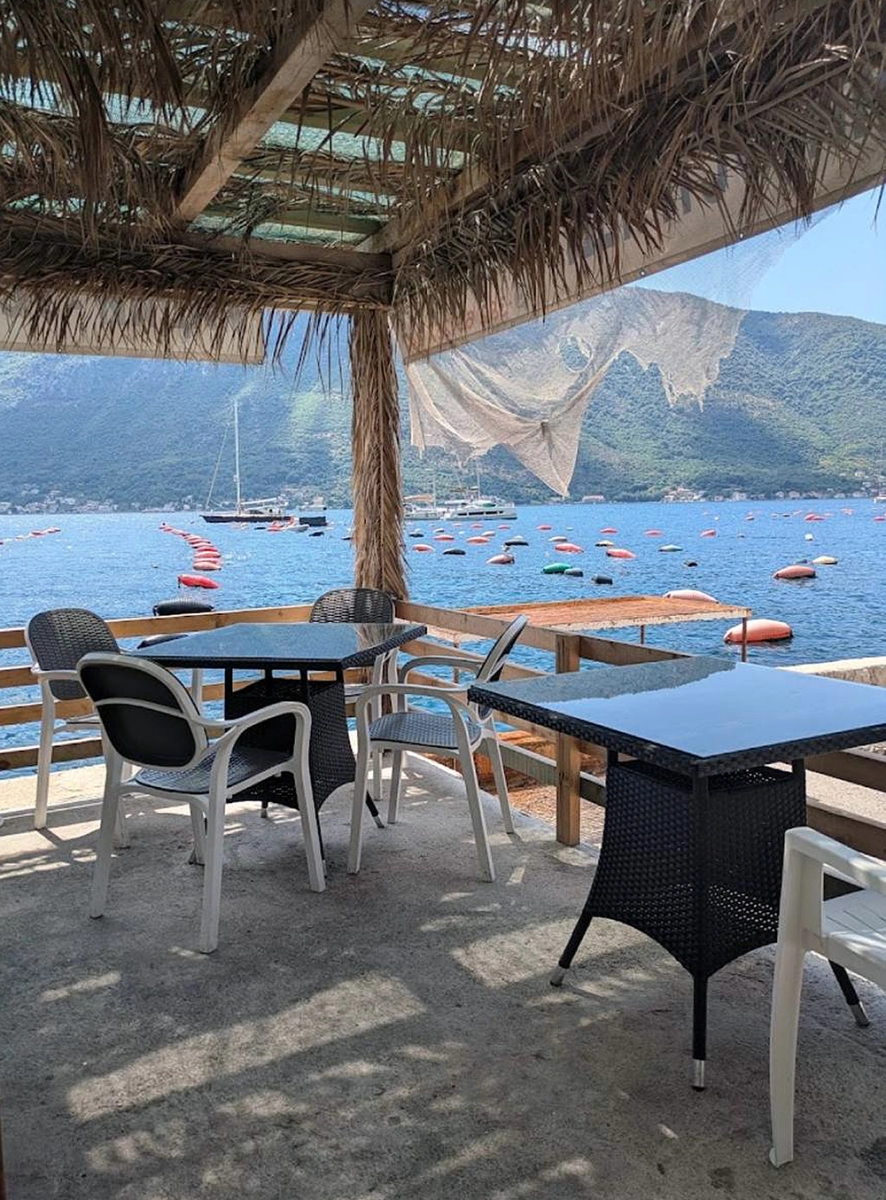 Oyster Restaurant and Farm in Montenegro
