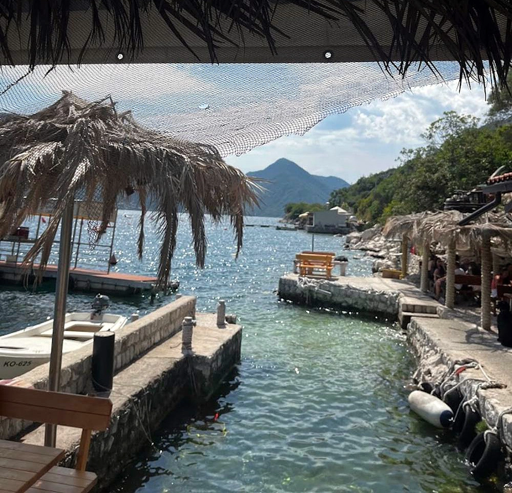 Oyster Restaurant and Farm in Montenegro