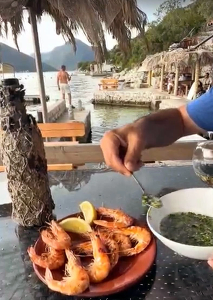 Oyster Restaurant and Farm in Montenegro