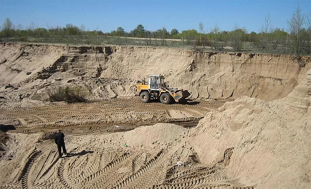 Sand and gravel quarry in the Yaroslavl region, Russia