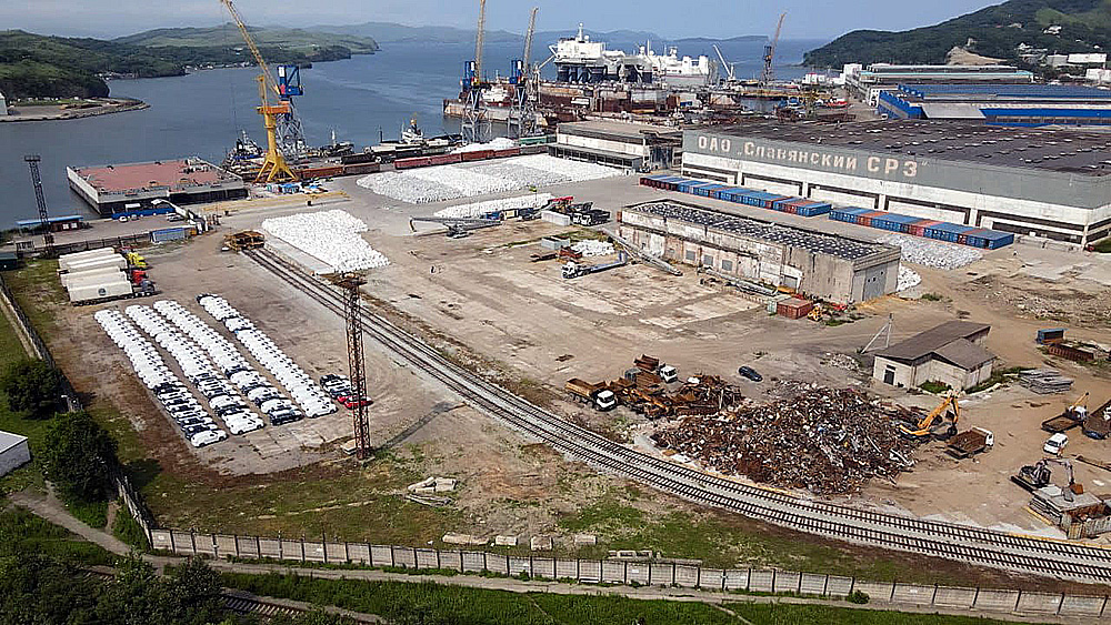 International cargo port (terminal) and ship repair plant in Primorsky Krai, Russia