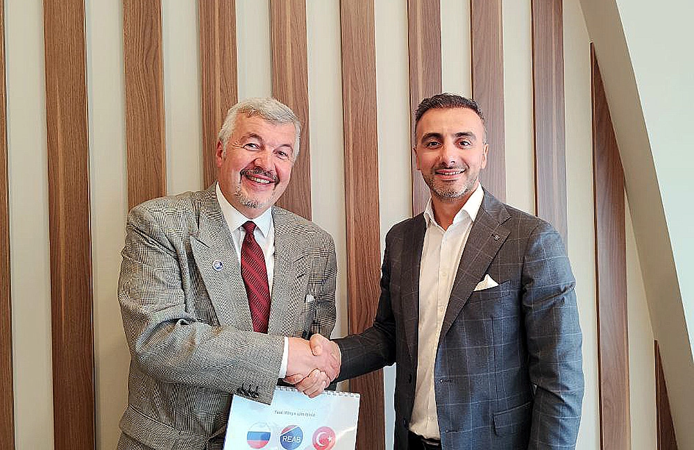 REAB, Turk Adviser ile iş birliğine başlıyor