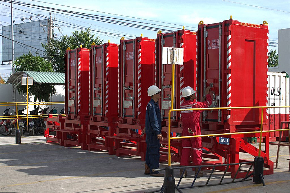 Petrol üretim şirketi, Ho Chi Minh'de, Vietnam