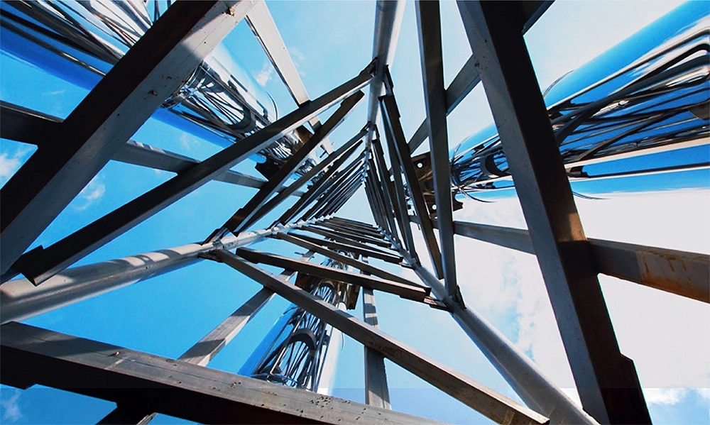 Metal Yapı Fabrikası, Leningrad Bölgesi'nde, Rusya