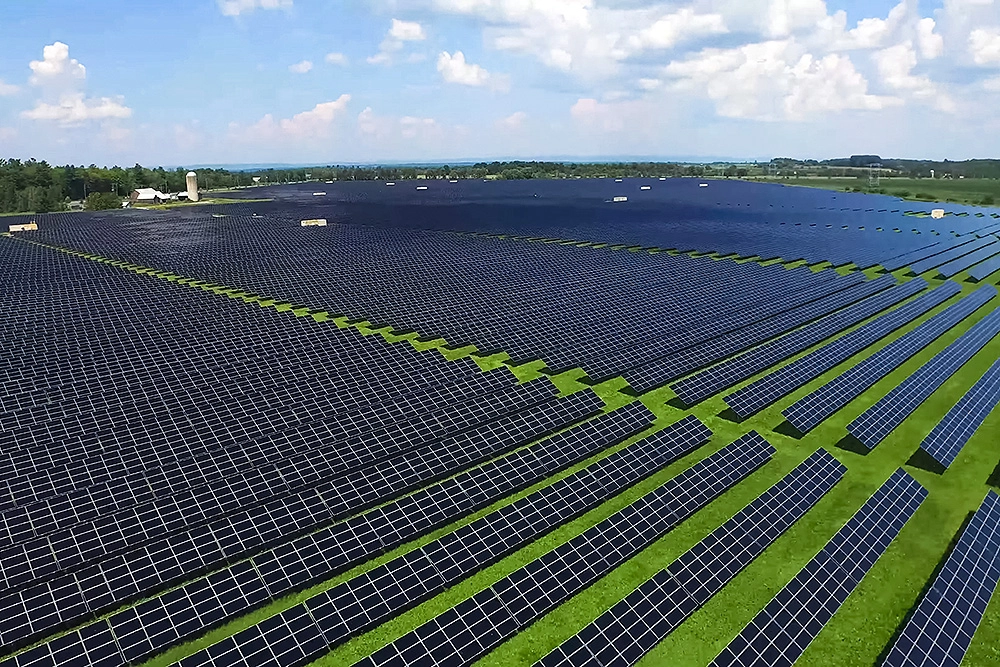 Солнечная фотоэлектрическая электростанция (125 МВт) в Бразилии